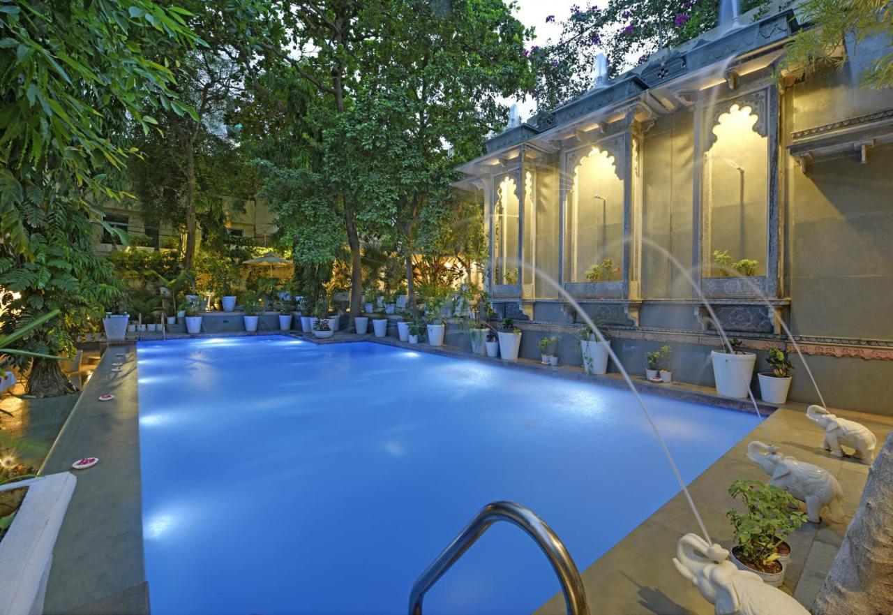 Hotel Raj Palace Ουνταϊπούρ Εξωτερικό φωτογραφία